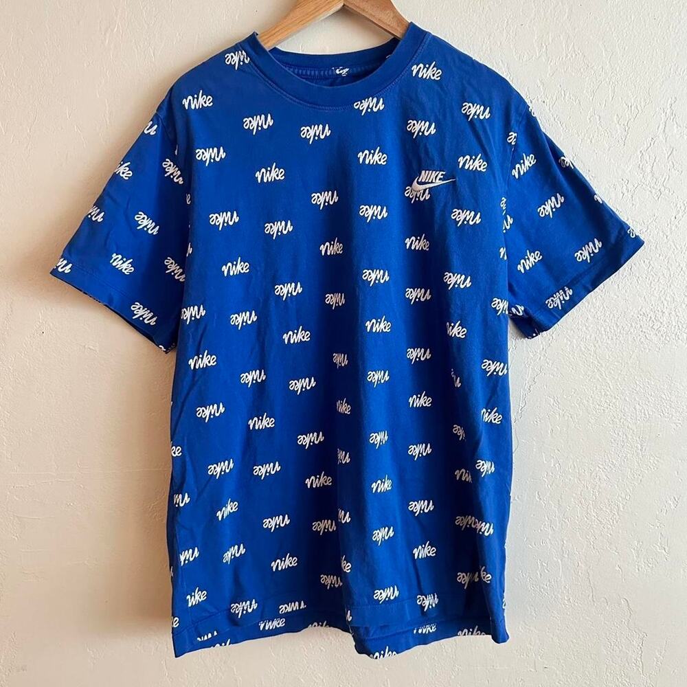 Nike Logo Blue and White Casual Classic Retro Athleisure T-Shirt Size Large